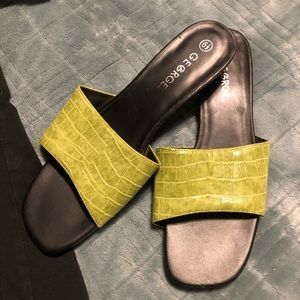 George sandals